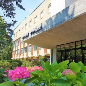 https://euromotel-croce-bianca.hotelinveneto.com